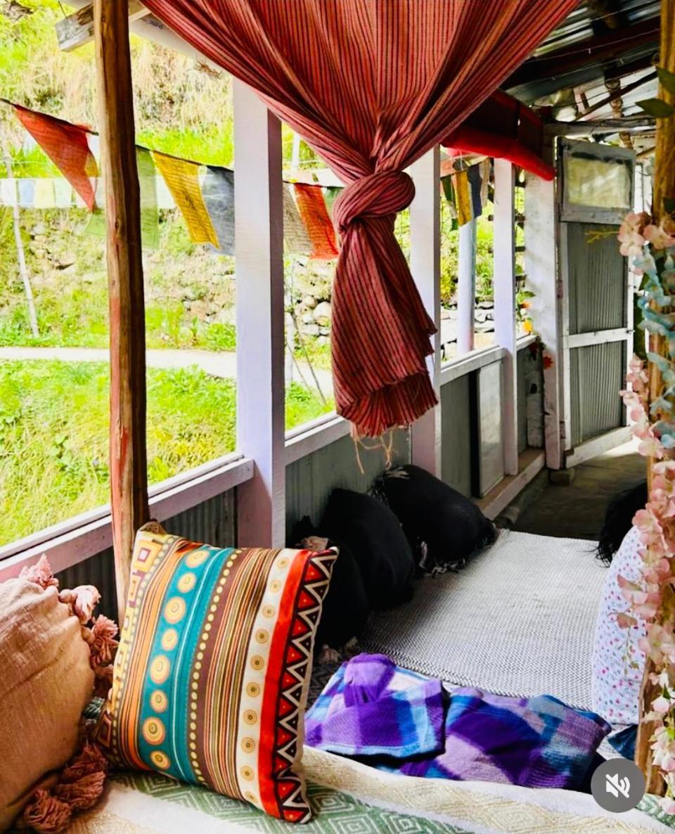 Hostel 360 Degree, Jibhi Ngoại thất bức ảnh